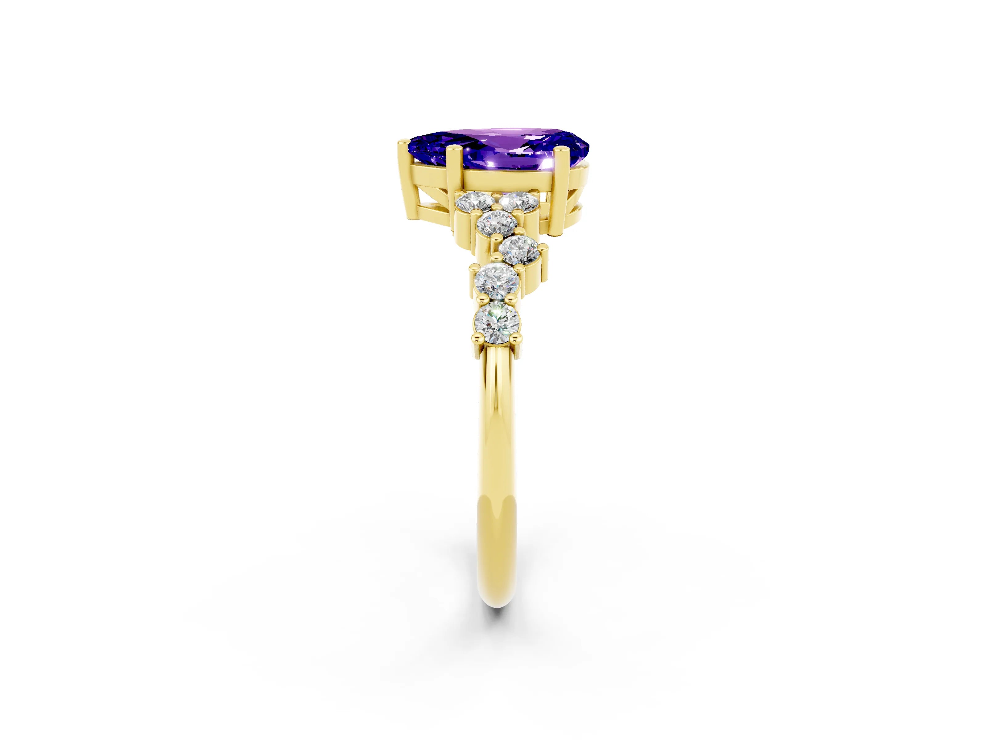 Yellow gold Pear Cut Diamond Cluster Pavé Band with Four-Prong Setting_2