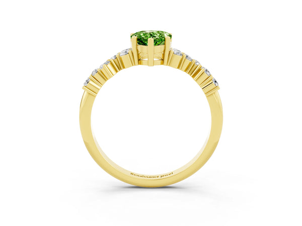 Yellow gold Pear Cut Diamond Cluster Pavé Band with Four-Prong Setting
