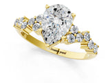Yellow gold Pear Cut Diamond Cluster Pavé Band with Four-Prong Setting_4