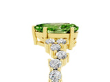 Yellow gold Pear Cut Diamond Cluster Pavé Band with Four-Prong Setting_5
