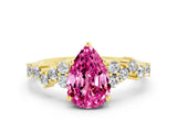 Yellow gold Pear Cut Diamond Cluster Pavé Band with Four-Prong Setting