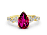 Yellow gold Pear Cut Diamond Cluster Pavé Band with Four-Prong Setting