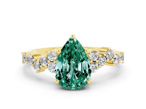 Yellow gold Pear Cut Diamond Cluster Pavé Band with Four-Prong Setting