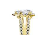 Yellow gold Pear Cut Diamond Halo Split Shank Engagement Ring_44