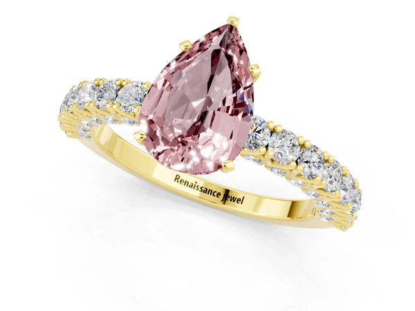 Yellow gold Pear Cut Diamond Pavé Band Solitaire Ring with Prong Setting