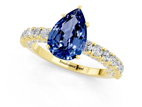 Yellow gold Pear Cut Diamond Pavé Band Solitaire Ring with Prong Setting