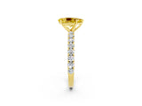 Yellow gold Pear Cut Diamond Pavé Band Solitaire Ring with Prong Setting_2
