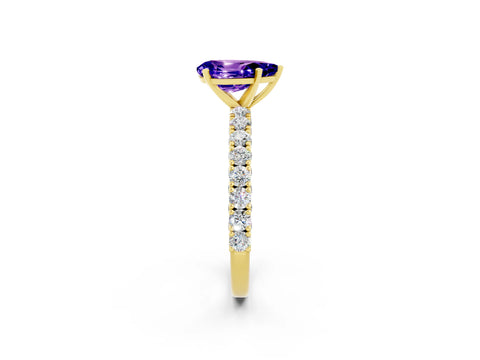 Yellow gold Pear Cut Diamond Pavé Band Solitaire Ring with Prong Setting_2