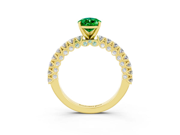 Yellow gold Pear Cut Diamond Pavé Band Solitaire Ring with Prong Setting