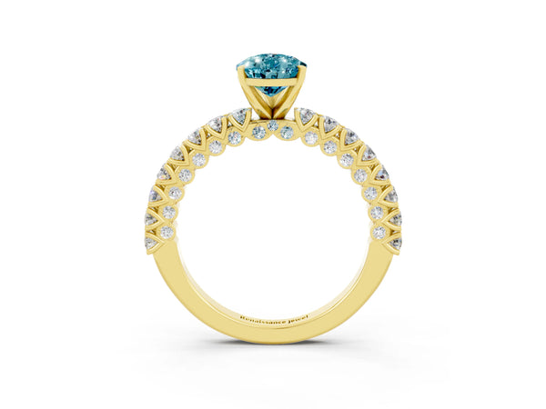 Yellow gold Pear Cut Diamond Pavé Band Solitaire Ring with Prong Setting