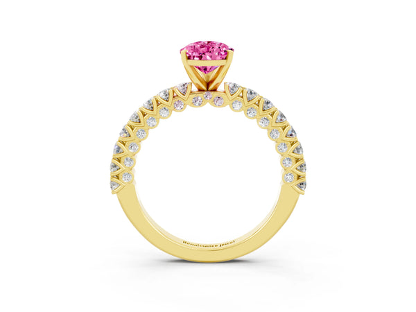 Yellow gold Pear Cut Diamond Pavé Band Solitaire Ring with Prong Setting