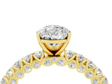 Yellow gold Pear Cut Diamond Pavé Band Solitaire Ring with Prong Setting_4