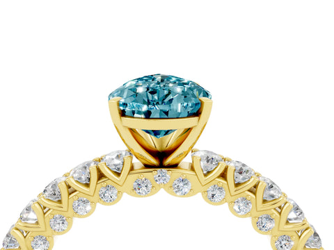 Yellow gold Pear Cut Diamond Pavé Band Solitaire Ring with Prong Setting_4