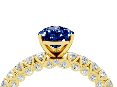 Yellow gold Pear Cut Diamond Pavé Band Solitaire Ring with Prong Setting_4