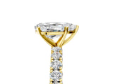 Yellow gold Pear Cut Diamond Pavé Band Solitaire Ring with Prong Setting_56