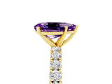 Yellow gold Pear Cut Diamond Pavé Band Solitaire Ring with Prong Setting_5