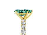 Yellow gold Pear Cut Diamond Pavé Band Solitaire Ring with Prong Setting_5