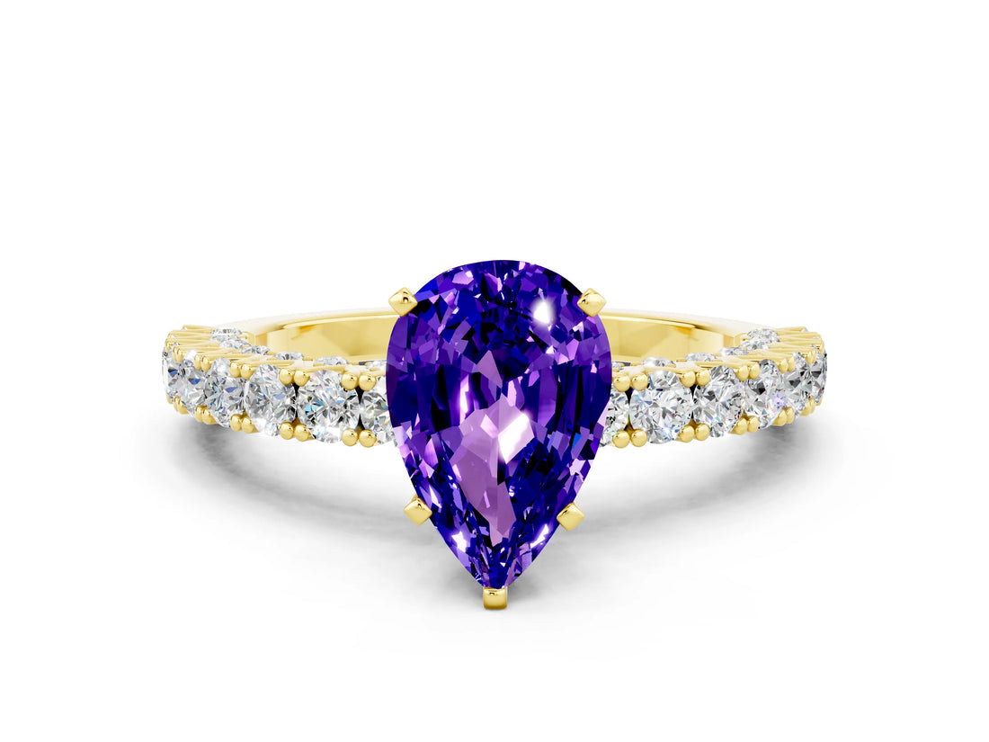 Yellow gold Pear Cut Diamond Pavé Band Solitaire Ring with Prong Setting