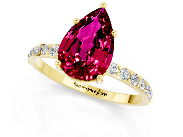 Yellow gold Pear Cut Garnet Solitaire Ring with Round Pavé Shoulders and Prong Setting