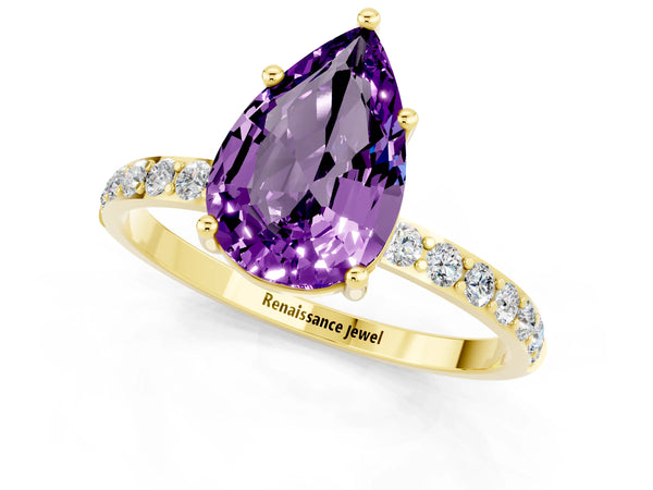 Yellow gold Pear Cut Amethyst Solitaire Ring with Round Pavé Shoulders and Prong Setting