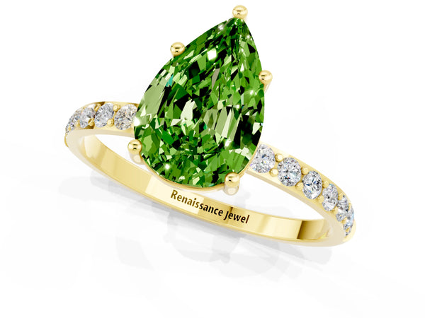 Yellow gold Pear Cut Diamond Pavé Band with Six-Prong Setting