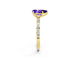 Yellow gold Pear Cut Diamond Pavé Band with Six-Prong Setting_2