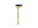 Yellow gold Pear Cut Diamond Pavé Band with Six-Prong Setting_2