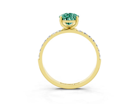 Yellow gold Pear Cut Diamond Pavé Band with Six-Prong Setting_3