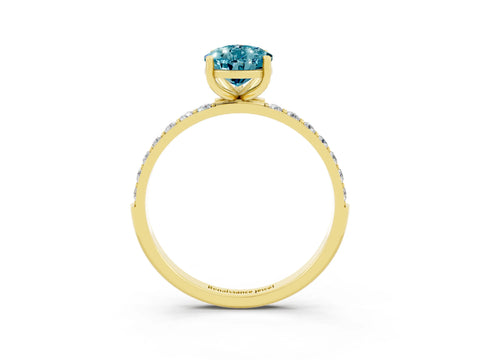Yellow gold Pear Cut Diamond Pavé Band with Six-Prong Setting_3