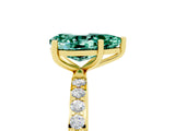 Yellow gold Pear Cut Diamond Pavé Band with Six-Prong Setting_5