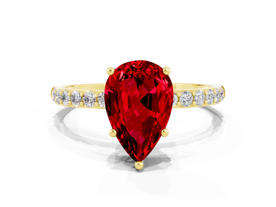 Yellow gold Pear Cut Diamond Pavé Band with Six-Prong Setting