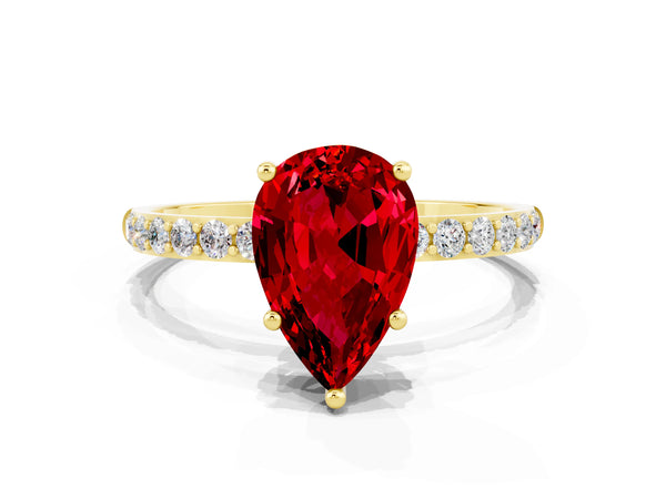 Yellow gold Pear Cut Diamond Pavé Band with Six-Prong Setting