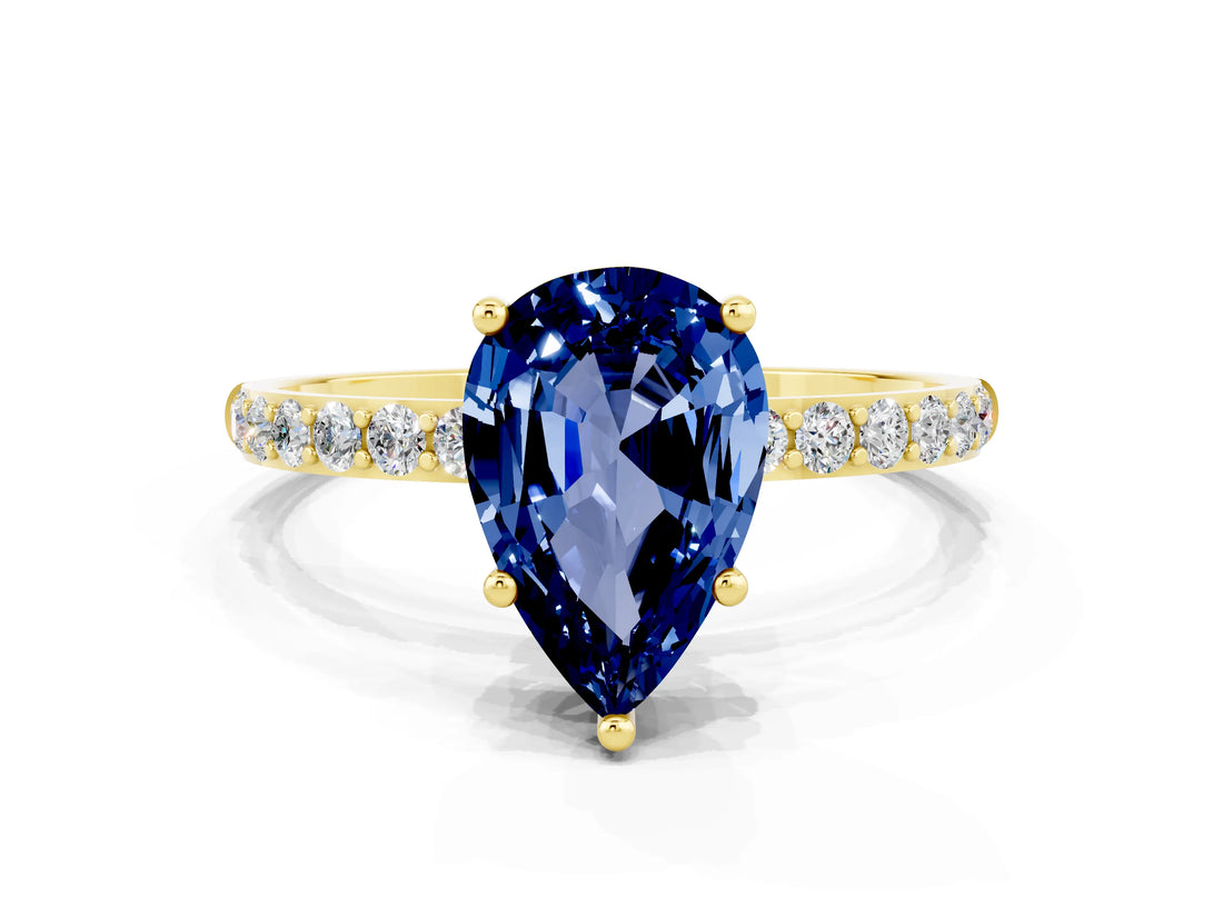 Yellow gold Pear Cut Diamond Pavé Band with Six-Prong Setting