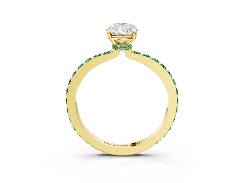 Yellow gold Pear Cut Diamond Pavé Engagement Ring with Round with Green Sapphire side stone Accents and Prong Setting_3