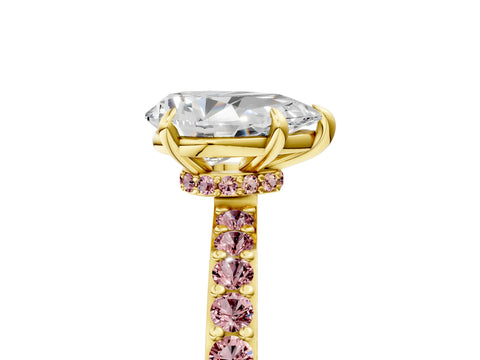 Yellow gold Pear Cut Diamond Pavé Engagement Ring with Round with Morganite side stone Accents and Prong Setting_5