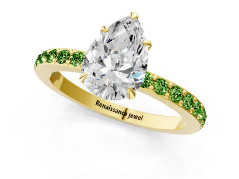 Yellow gold Pear Cut Diamond Pavé Engagement Ring with Round with Peridot side stone Accents and Prong Setting_1