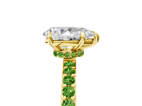 Yellow gold Pear Cut Diamond Pavé Engagement Ring with Round with Peridot side stone Accents and Prong Setting_5