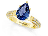 Yellow gold Pear Cut Diamond Solitaire Engagement Ring with Pavé Band and Four-Prong Setting_1