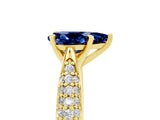 Yellow gold Pear Cut Diamond Solitaire Engagement Ring with Pavé Band and Four-Prong Setting_5
