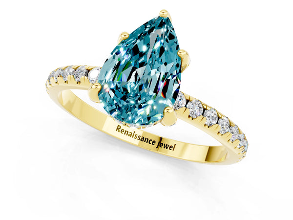 Yellow gold Pear Cut Diamond Solitaire Ring with Four-Prong Setting and Pavé Band