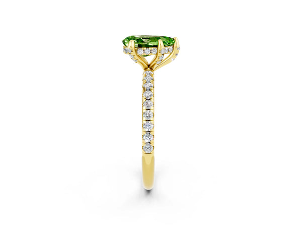Yellow gold Pear Cut Diamond Solitaire Ring with Four-Prong Setting and Pavé Band