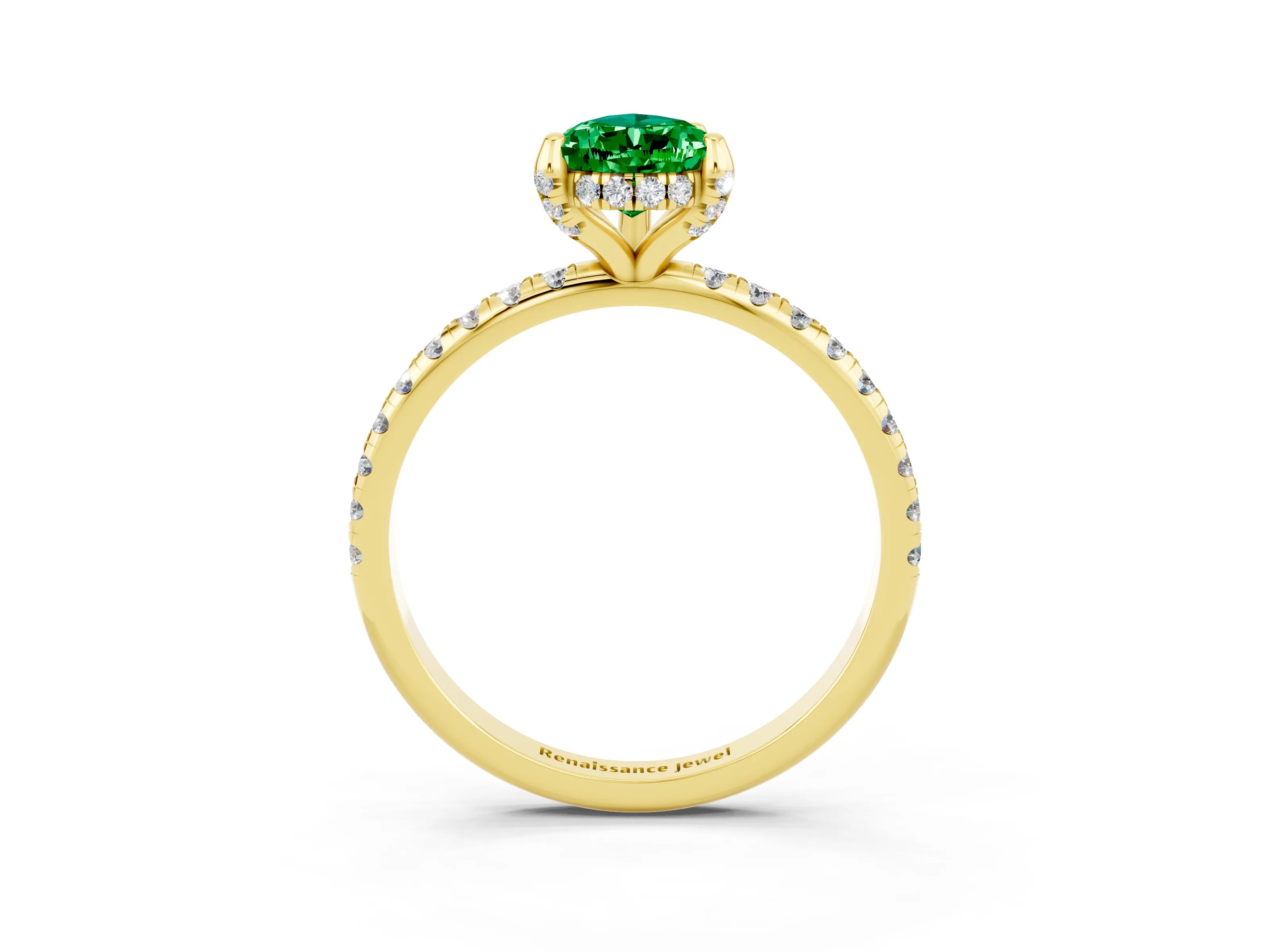 Yellow gold Pear Cut Diamond Solitaire Ring with Four-Prong Setting and Pavé Band_3