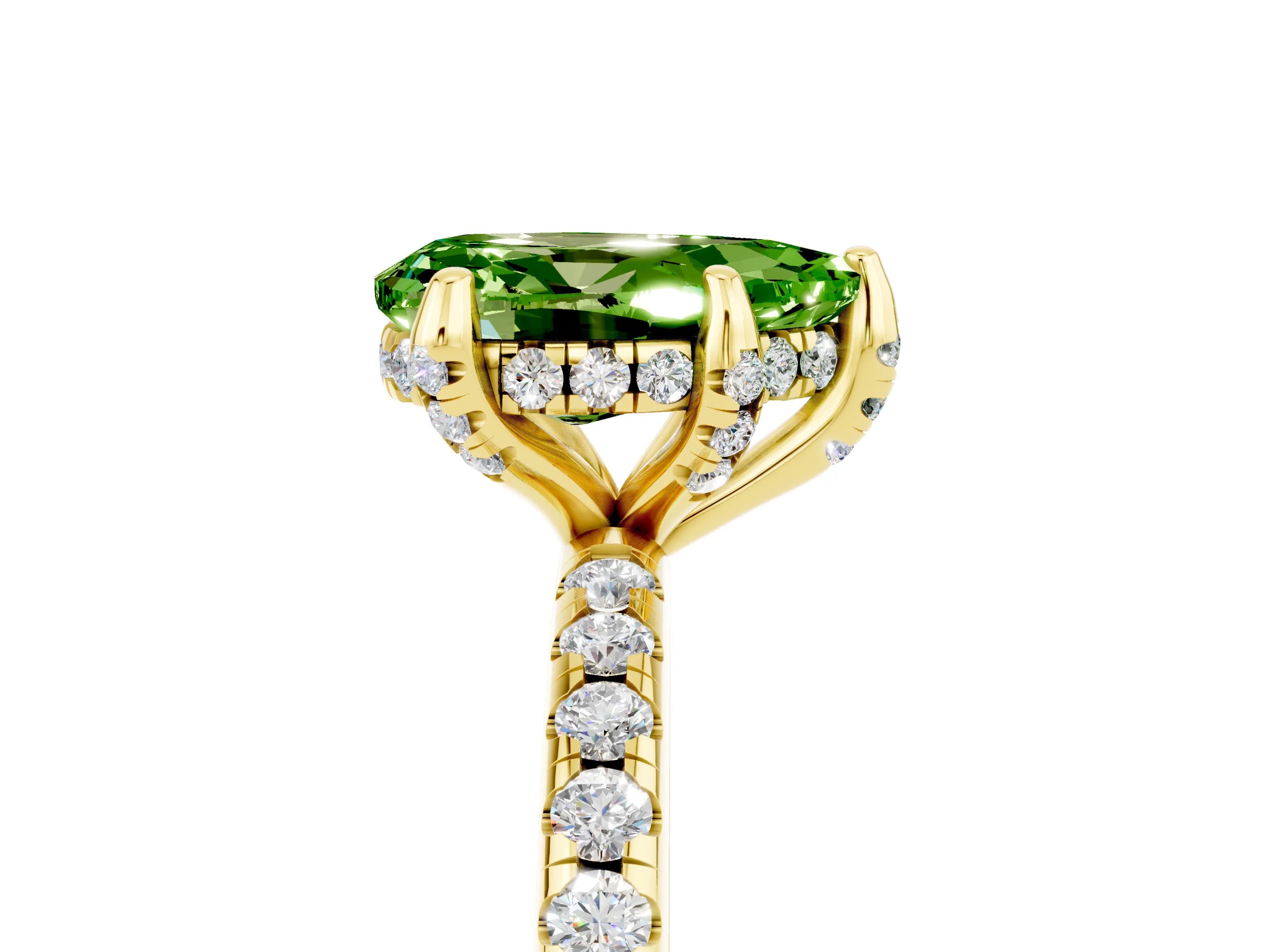 Yellow gold Pear Cut Diamond Solitaire Ring with Four-Prong Setting and Pavé Band_5