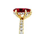Yellow gold Pear Cut Diamond Solitaire Ring with Four-Prong Setting and Pavé Band_5