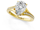 Yellow gold Pear Cut Diamond Solitaire Ring with Pavé Band and Prong Setting_17