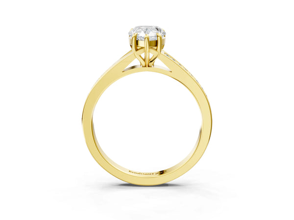 Yellow gold Pear Cut Diamond Solitaire Ring with Pavé Band and Prong Setting