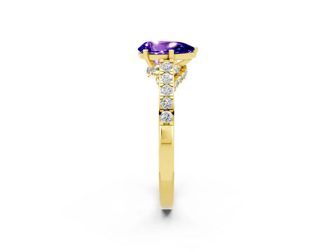 Yellow gold Pear Cut Diamond Solitaire Ring with Pavé Band and Prong Setting_2