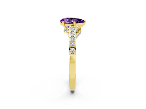 Yellow gold Pear Cut Diamond Solitaire Ring with Pavé Band and Prong Setting_2