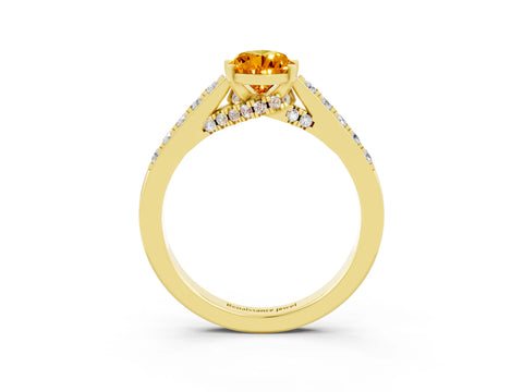 Yellow gold Pear Cut Diamond Solitaire Ring with Pavé Band and Prong Setting_3