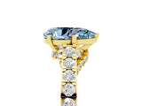 Yellow gold Pear Cut Diamond Solitaire Ring with Pavé Band and Prong Setting_5